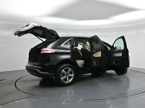 Certified 2023 Ford Edge SEL w/ Convenience Package AWD/4WD image 6