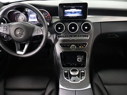 Used 2018 Mercedes-Benz C 300 4MATIC Sedan image 16