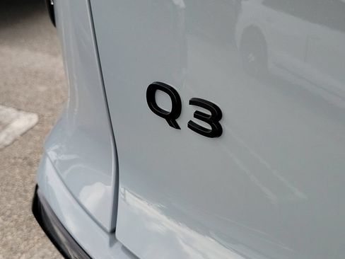 New 2026 Audi Q3 quattro 2.0T AWD/4WD image 5