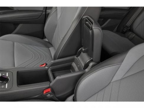 New 2026 Volkswagen Tiguan SE R-Line AWD/4WD image 16