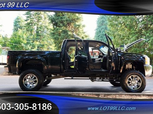Used 2007 Chevrolet Silverado 2500 LTZ w/ Suspension Package, Off-Road AWD/4WD image 32