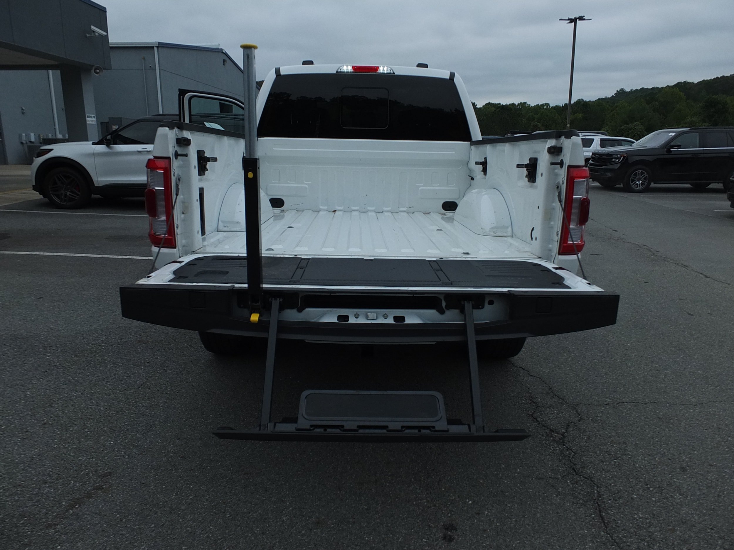 Used 2023 Ford F150 King Ranch w/ Equipment Group 601A High AWD/4WD image 11