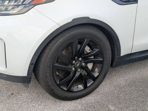 Used 2019 Land Rover Discovery SE AWD/4WD image 5