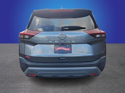 Used 2023 Nissan Rogue SV image 5