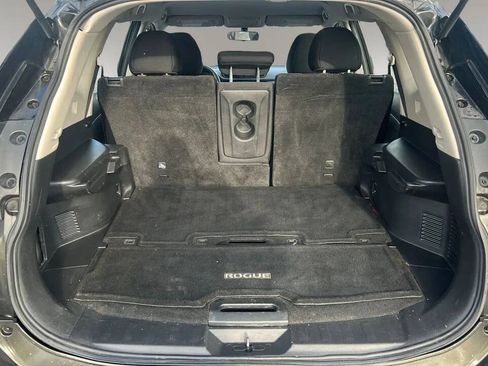 Used 2017 Nissan Rogue S FWD image 15