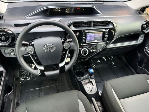 Used 2018 Toyota Prius C Two FWD image 19