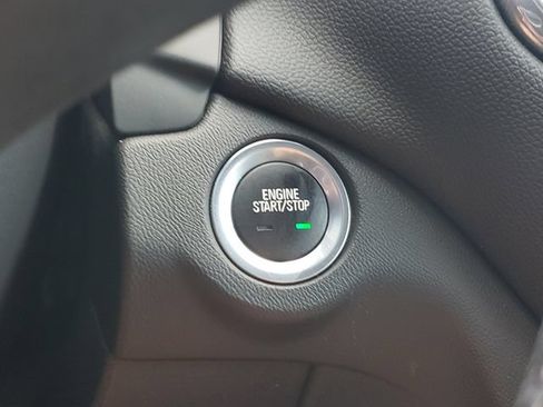 Used 2020 Chevrolet Equinox LT AWD/4WD image 27