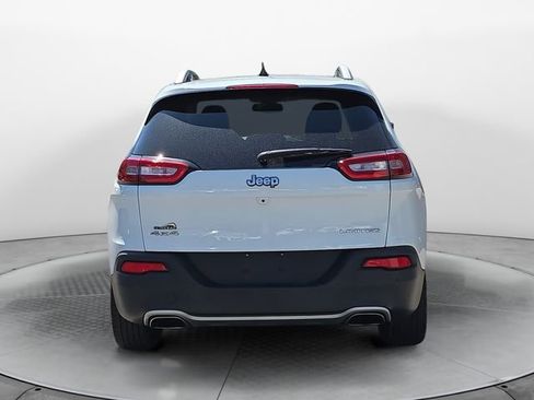 Used 2018 Jeep Cherokee Limited AWD/4WD image 4