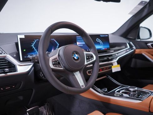 New 2026 BMW X5 sDrive40i image 6