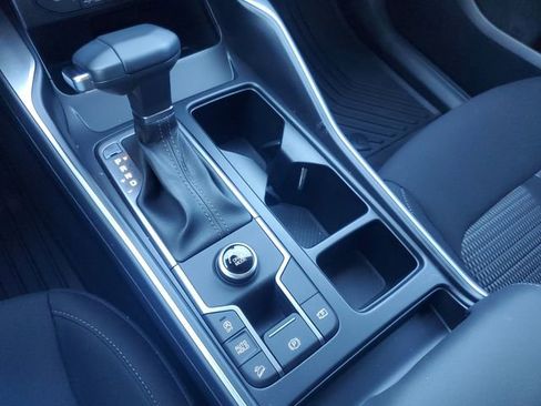 New 2026 Kia Sorento LX FWD image 24