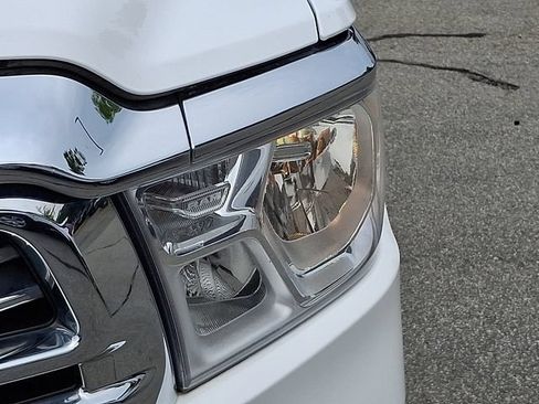 Used 2019 RAM 1500 Big Horn AWD/4WD image 9