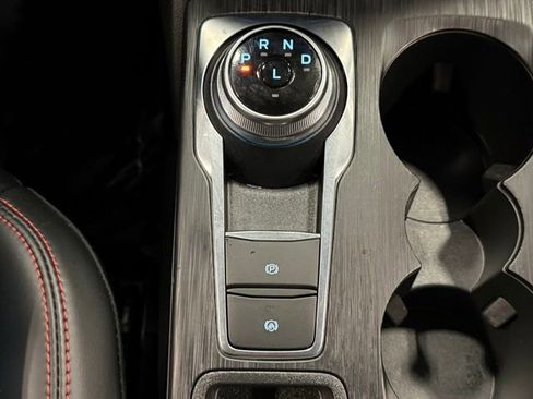 Used 2025 Ford Escape ST-Line w/ Tech Pack #1 FWD image 32