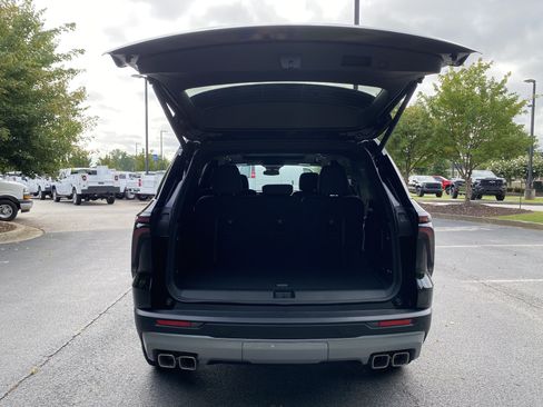 Used 2026 Chevrolet Traverse Z71 AWD/4WD image 11