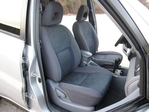 Used 2003 Toyota RAV4 4WD image 24