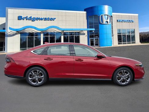 Used 2023 Honda Accord EX image 7