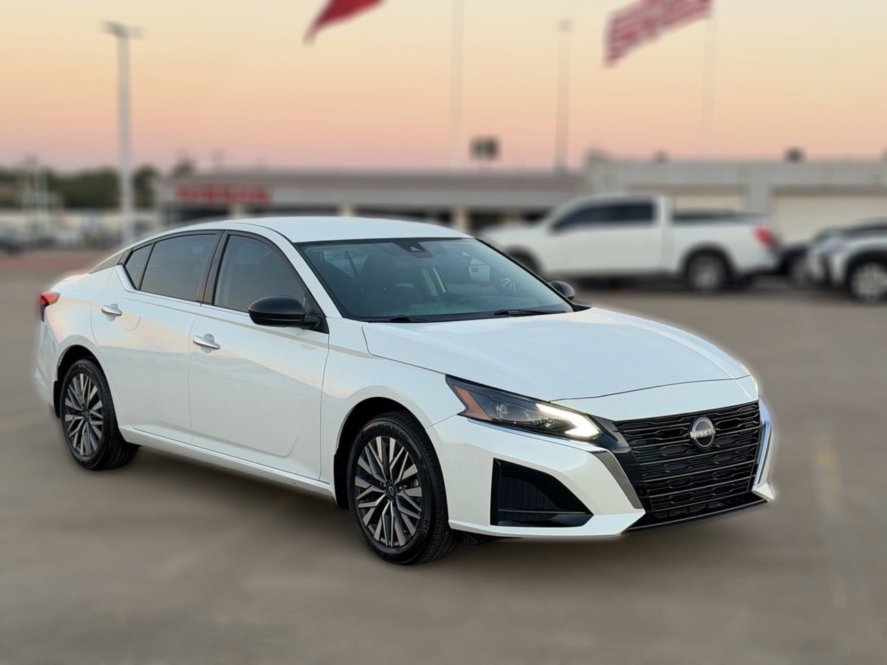 Certified 2024 Nissan Altima 2.5 SV AWD/4WD image 4