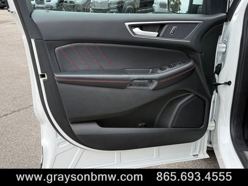 Used 2024 Ford Edge ST-Line image 14