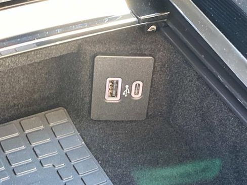 New 2026 Lincoln Corsair Reserve image 23