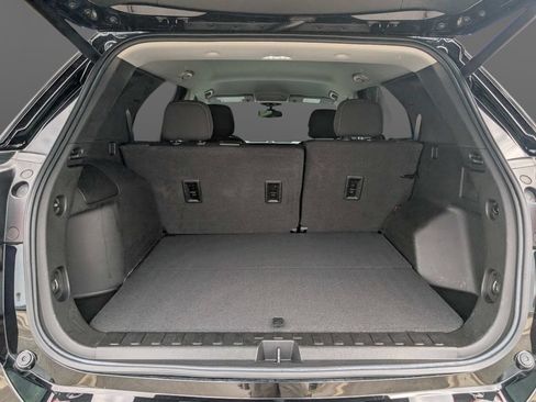Used 2022 Chevrolet Equinox LT FWD image 12