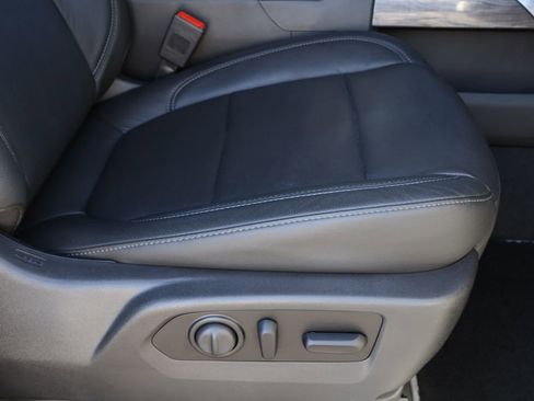 Used 2020 Chevrolet Silverado 2500 LTZ w/ Technology Package image 29