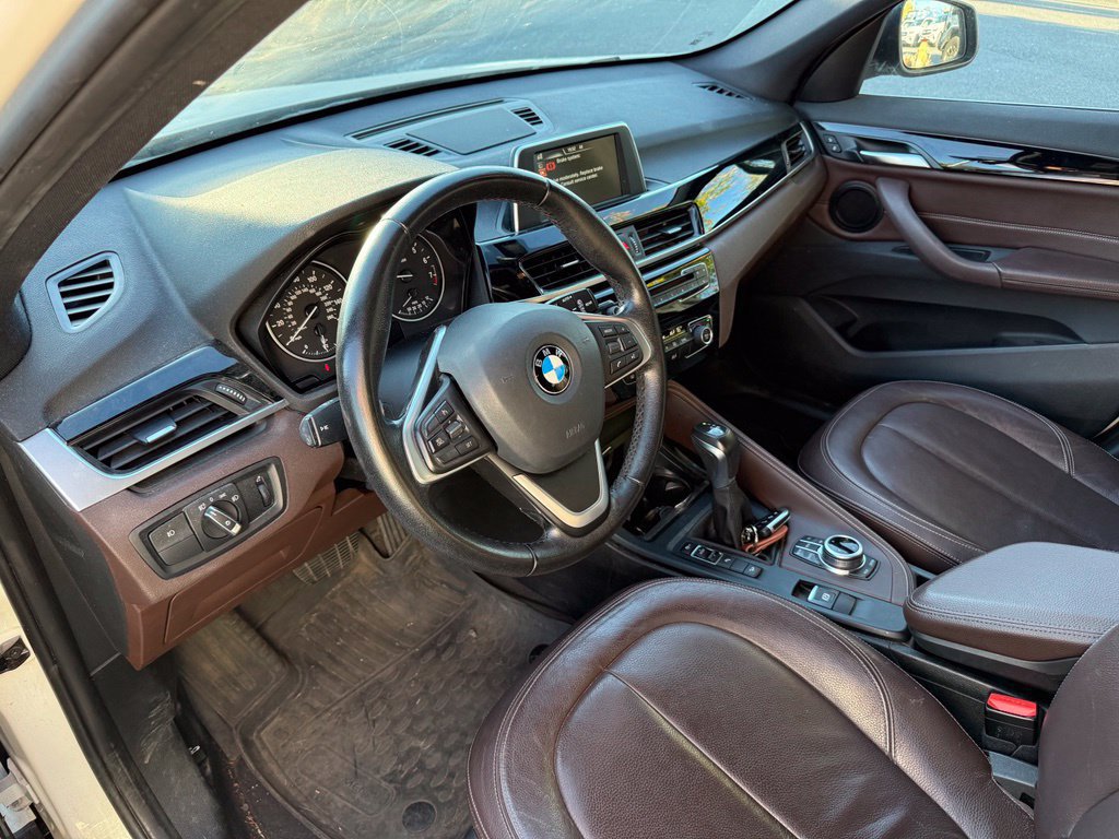 Used 2017 BMW X1 xDrive28i AWD/4WD image 10