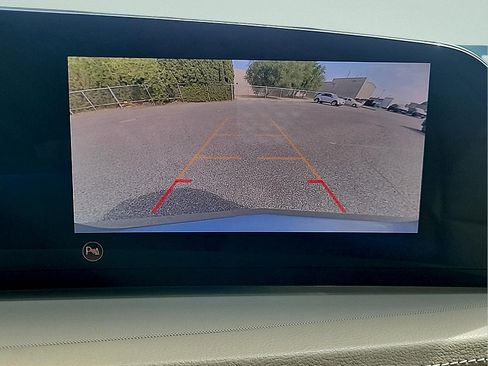 Used 2024 Cadillac XT4 Luxury FWD image 22