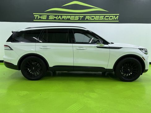 Used 2020 Lincoln Aviator Reserve w/ Equipment Group 201A AWD/4WD image 11