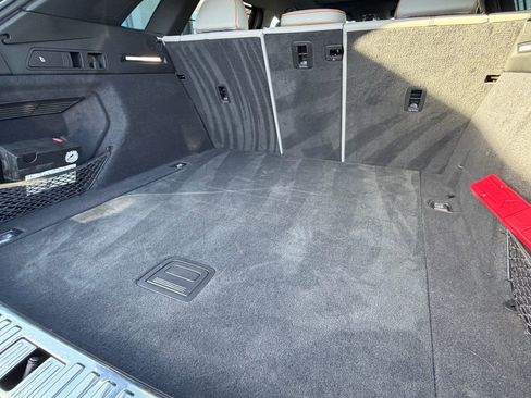 Used 2024 Audi Q8 e-tron Prestige w/ Prestige Package image 8