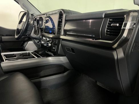 Used 2024 Ford F250 Lariat w/ Sport Appearance Package image 31