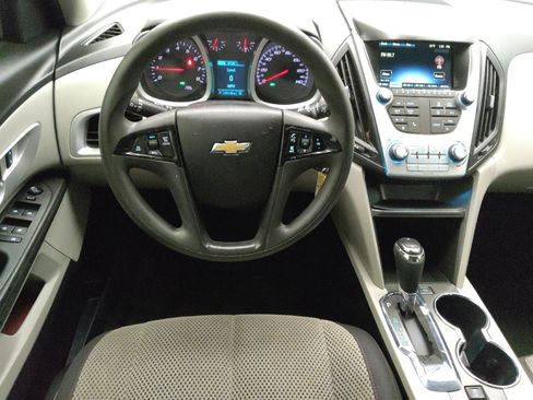 Used 2017 Chevrolet Equinox LS FWD image 22
