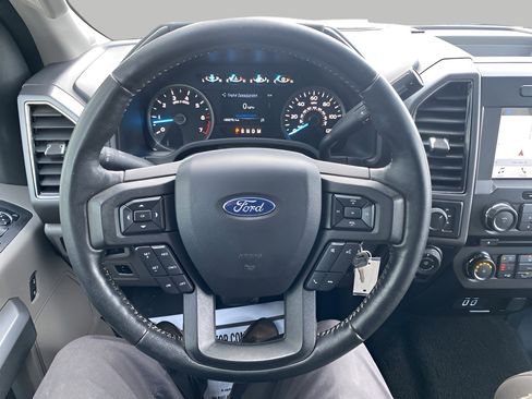 Used 2018 Ford F150 XLT w/ Equipment Group 302A Luxury image 12