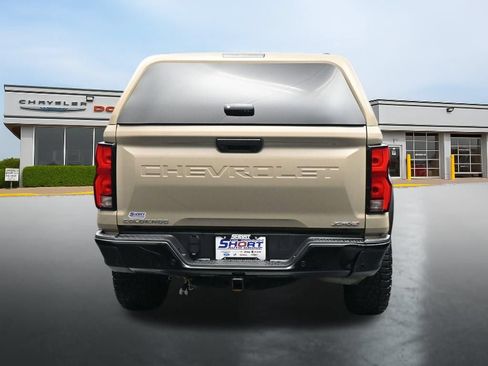 Used 2024 Chevrolet Colorado ZR2 w/ ZR2 Convenience Package III AWD/4WD image 4