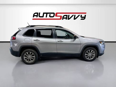 Used 2022 Jeep Cherokee Latitude Lux FWD image 8