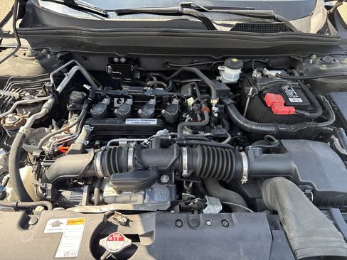 Used 2018 Honda Accord EX-L image 15