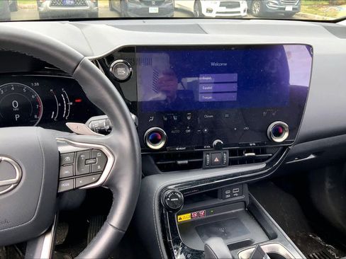 Used 2023 Lexus NX 350 AWD image 7