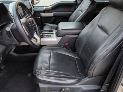 Used 2017 Ford F150 Lariat w/ Equipment Group 501A Mid image 20