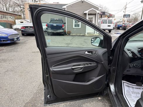 Used 2018 Ford Escape SE image 26