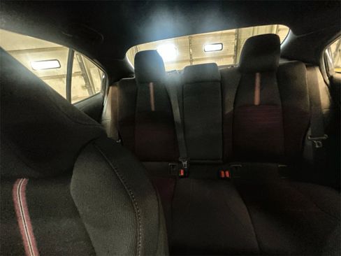 Used 2024 Toyota Corolla SE image 28