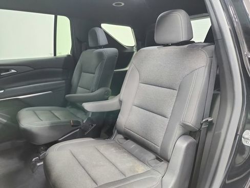 Used 2024 Chevrolet Traverse LT AWD/4WD image 11