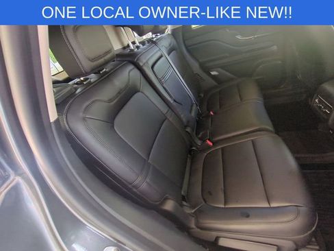 Used 2025 Lincoln Corsair AWD image 34