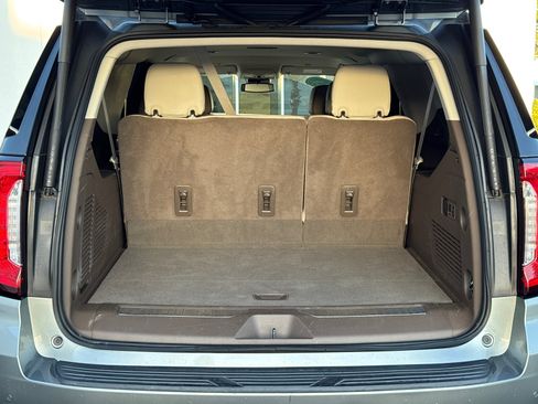 Certified 2023 GMC Yukon XL Denali RWD image 9