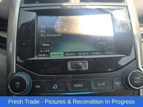 Used 2016 Chevrolet Malibu LTZ FWD image 16
