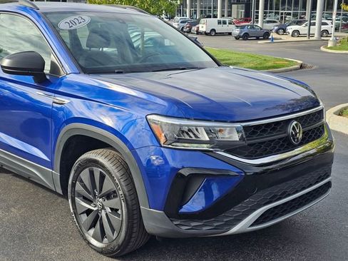 Used 2023 Volkswagen Taos S image 2