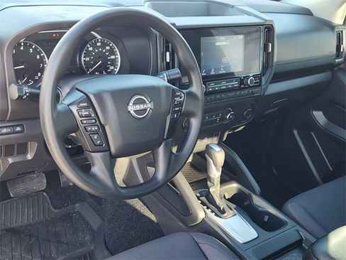 Used 2025 Nissan Frontier S image 18