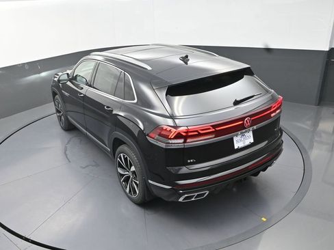 New 2026 Volkswagen Atlas Cross Sport SEL Premium R-Line AWD/4WD image 17