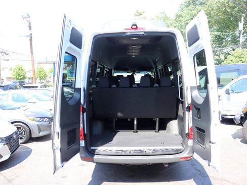Used 2025 Mercedes-Benz Sprinter 2500 image 49