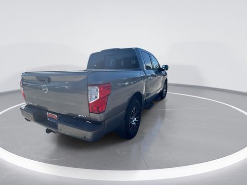 Used 2021 Nissan Titan SV w/ Accessory Utility Package RWD image 4