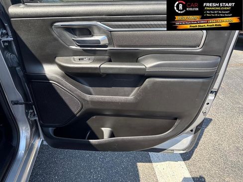 Used 2025 RAM 1500 Big Horn AWD/4WD image 40