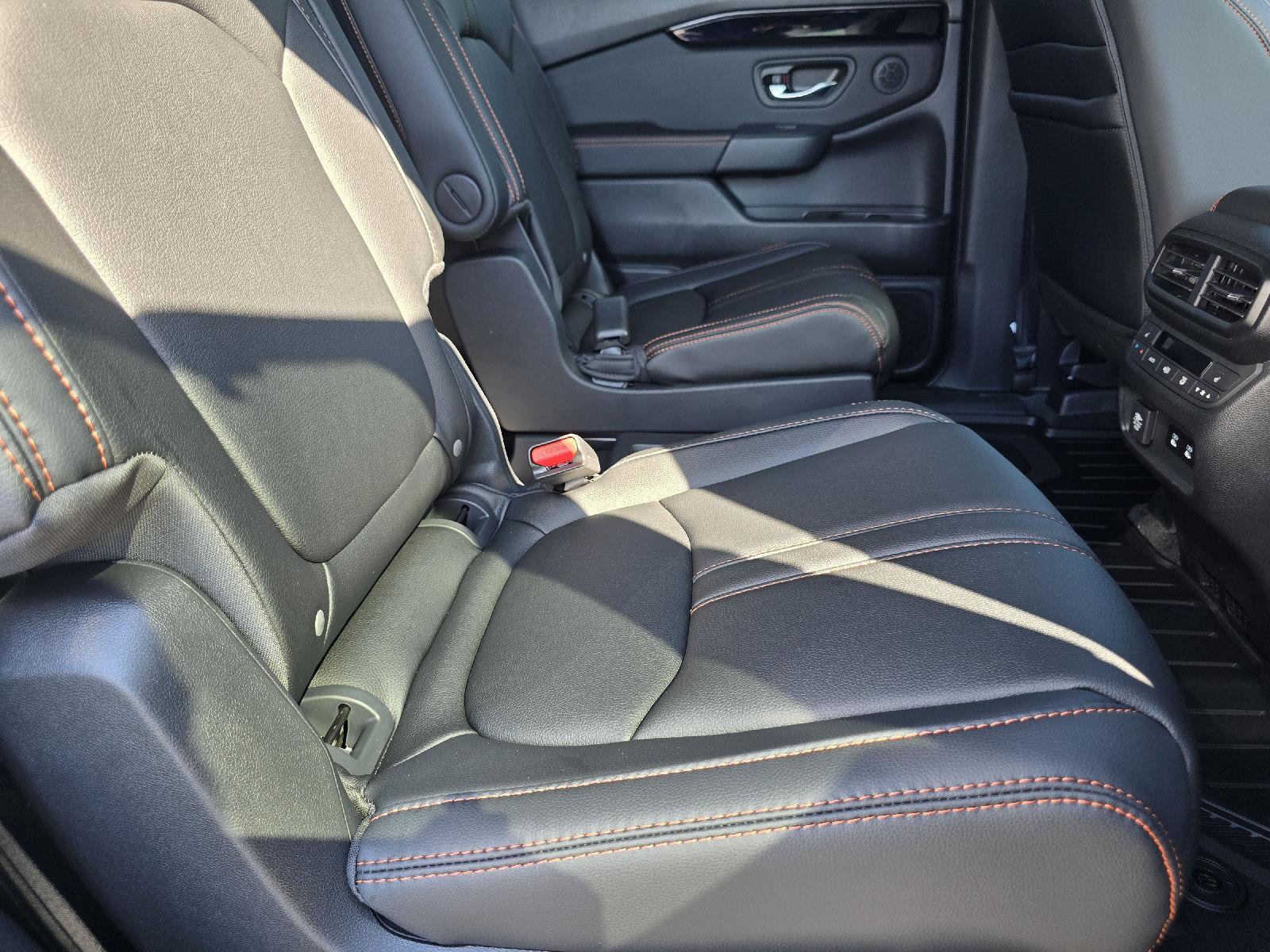 New 2026 Honda Pilot TrailSport image 13
