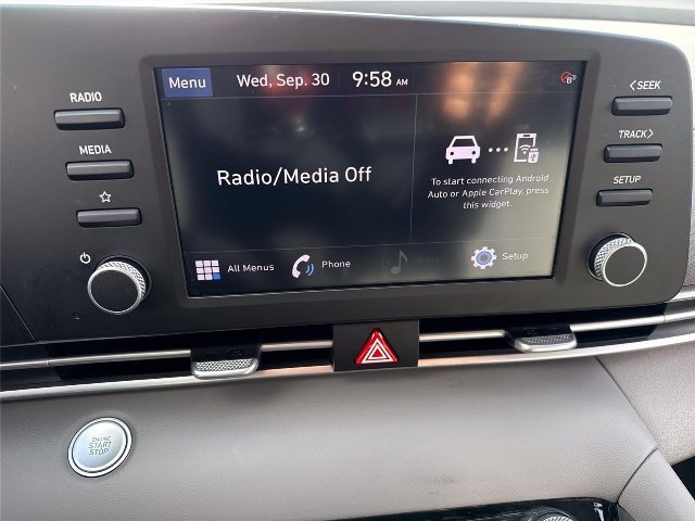 Used 2023 Hyundai Elantra SEL FWD image 14